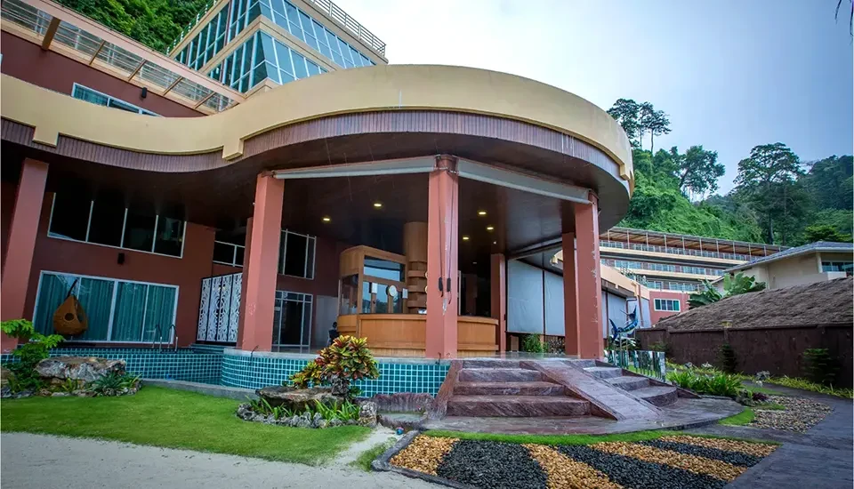 هتل فی فی کلیف ریزورت